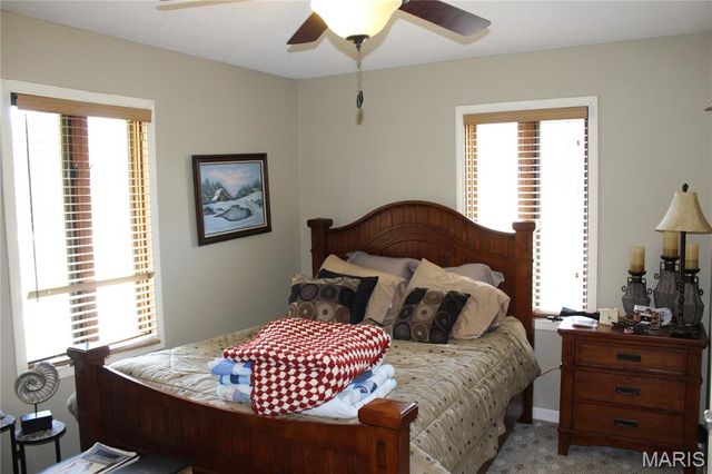 706 Highway Ra, Wappapello, MO 63966