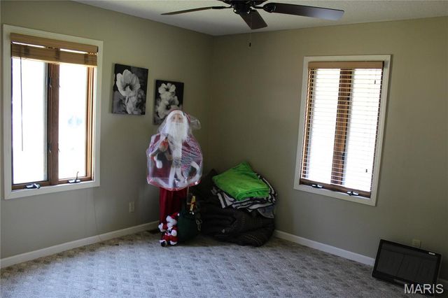 706 Highway Ra, Wappapello, MO 63966