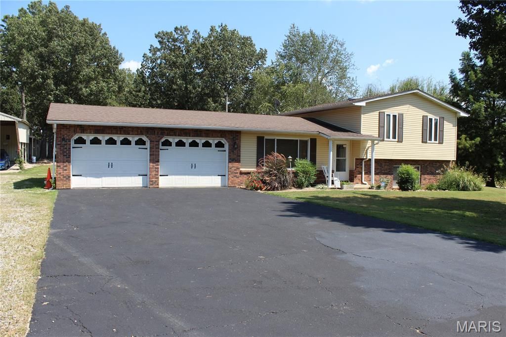 706 Highway Ra, Wappapello, MO 63966