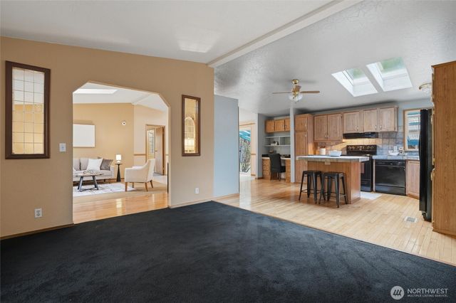 10535 Olalla Valley Road SE, Olalla, WA 98359