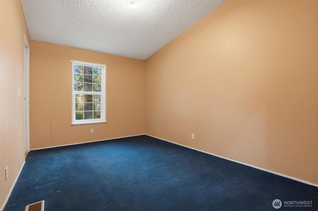 10535 Olalla Valley Road SE, Olalla, WA 98359