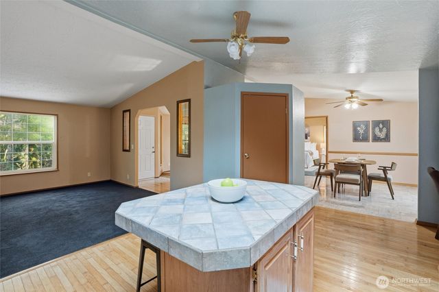 10535 Olalla Valley Road SE, Olalla, WA 98359