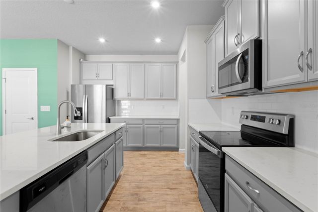 8519 PRIMROSE WILLOW PLACE, Odessa, FL 33556