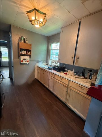 1020 Bedford Avenue SW, Canton, OH 44710