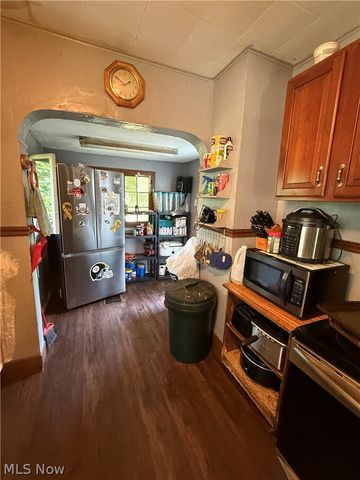 1020 Bedford Avenue SW, Canton, OH 44710