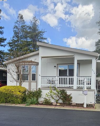 3263 Vineyard Ave #174 174, Pleasanton, CA 94566