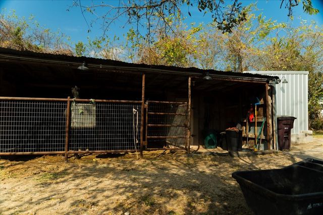 1549 County Road 180, Stephenville, TX 76401