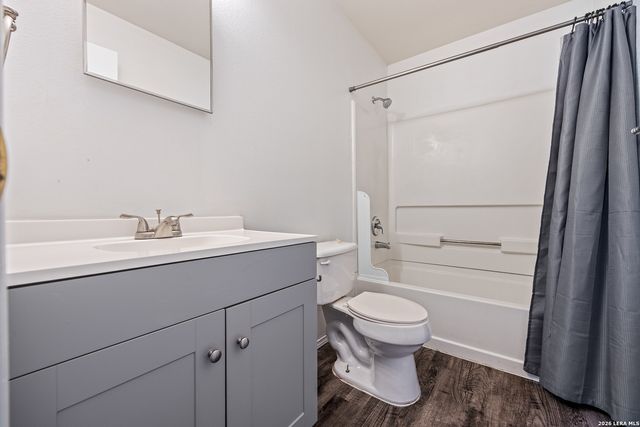 9226 EMERALD PORT DR, San Antonio, TX 78242