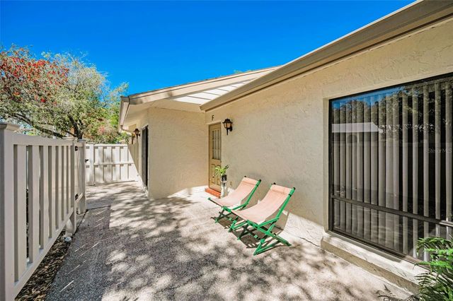 1333 SHADY PINE WAY F, Tarpon Springs, FL 34688