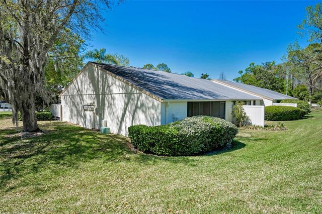1333 SHADY PINE WAY F, Tarpon Springs, FL 34688