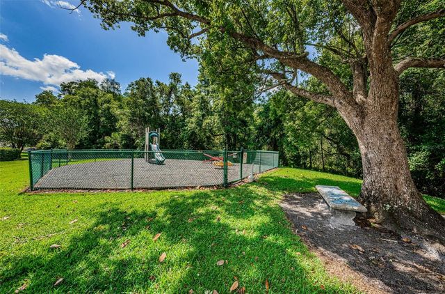 1333 SHADY PINE WAY F, Tarpon Springs, FL 34688