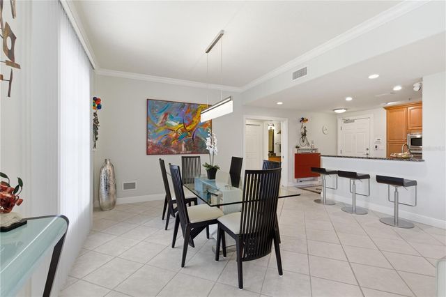 700 N OSCEOLA AVENUE 305, Clearwater, FL 33755