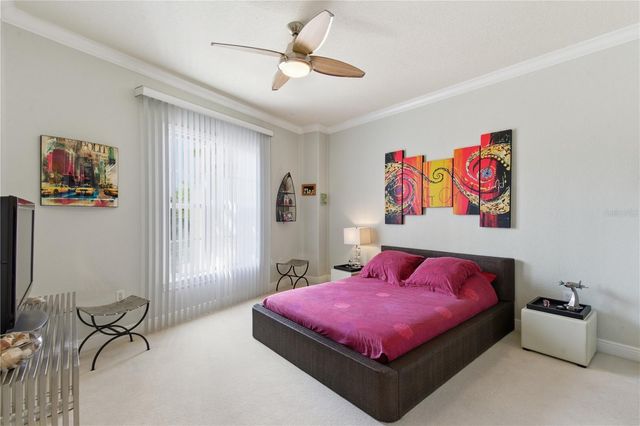 700 N OSCEOLA AVENUE 305, Clearwater, FL 33755