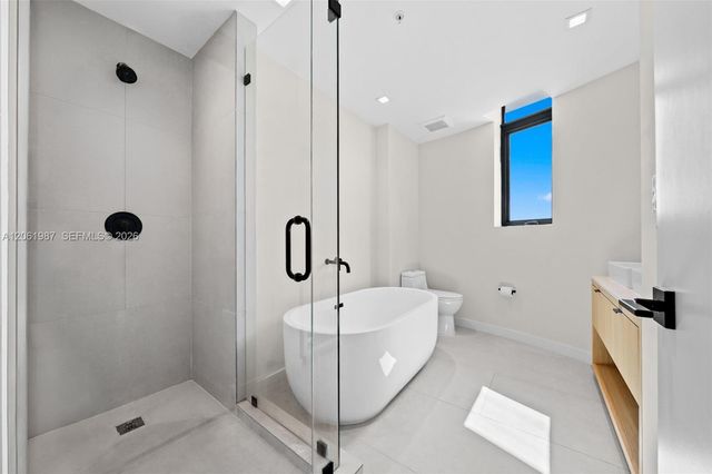 2688 SW 25th Ave, Miami, FL 33133