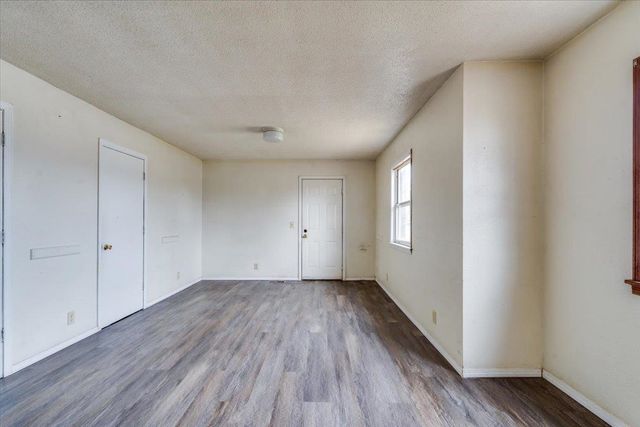 1521 E Catalina St, Wichita, KS 67216