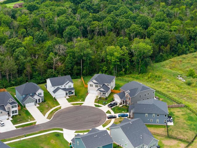 1127 Aster Pl, Mount Juliet, TN 37122