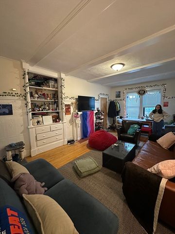 6 Bellvista 2, Boston, MA 02134