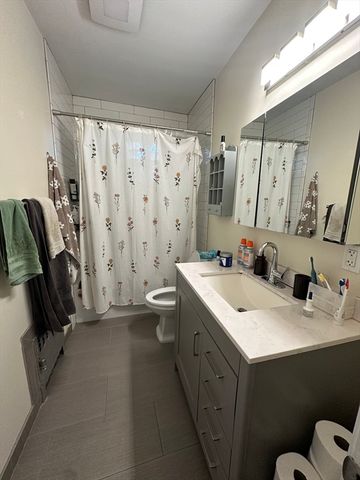 6 Bellvista 2, Boston, MA 02134