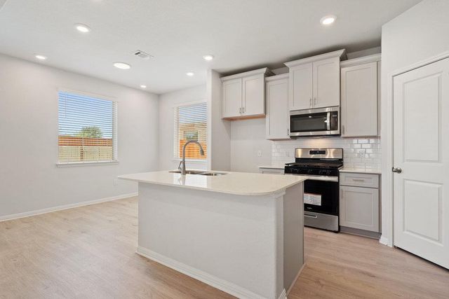 156 White Horses DR, Kyle, TX 78640