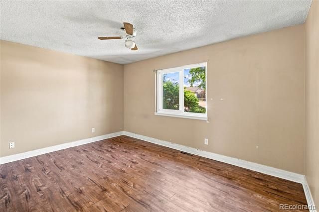 8130 Explorador Calle, Denver, CO 80229