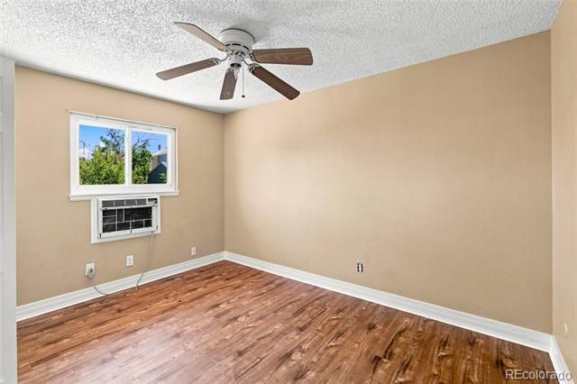 8130 Explorador Calle, Denver, CO 80229