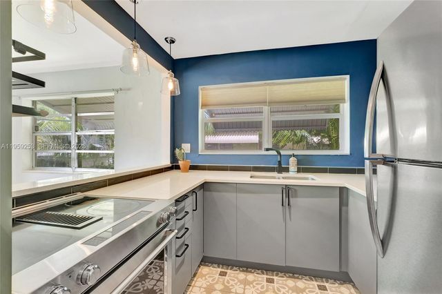 517 S 19th Ave 517, Hollywood, FL 33020