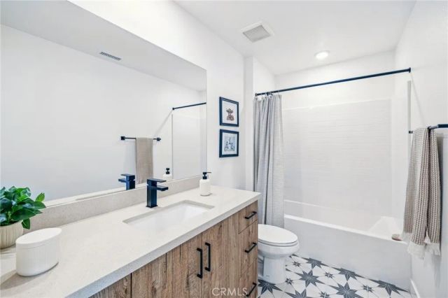 1679 Constellation Drive, San Pedro, CA 90731