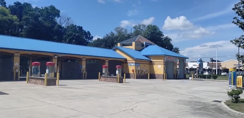 113 S VALRICO ROAD S, Valrico, FL 33595