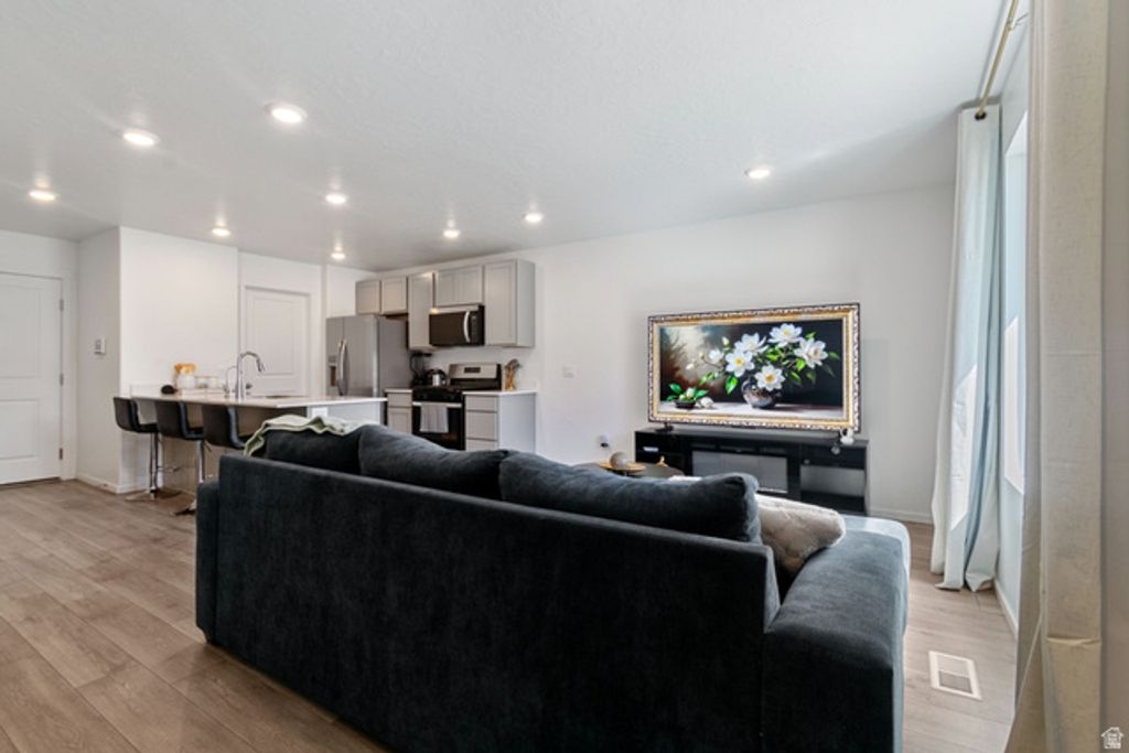 8698 W CORDERO DR #1555, Magna, UT 84044 — photo 4
