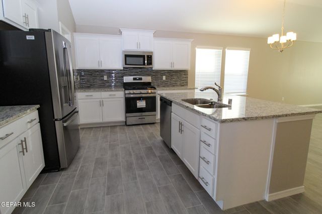 1217 GOLDEN SUMMER Court, Horizon City, TX 79928