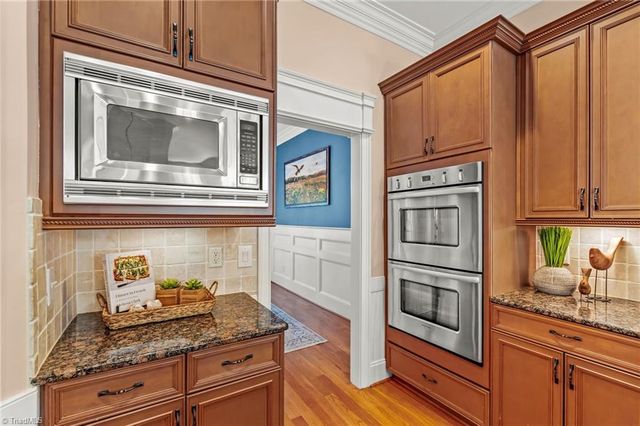 7521 Henson Forest Drive, Summerfield, NC 27358