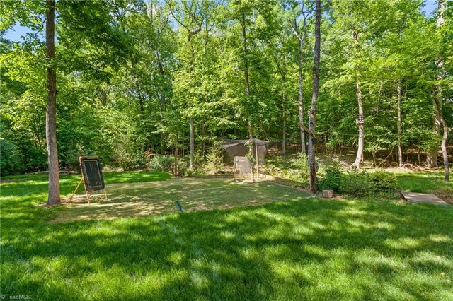 7521 Henson Forest Drive, Summerfield, NC 27358