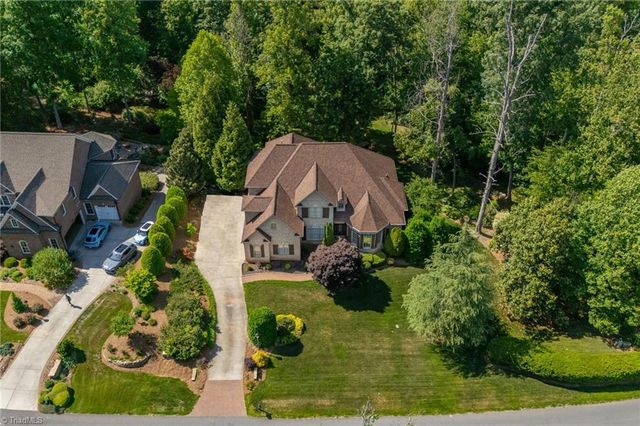 7521 Henson Forest Drive, Summerfield, NC 27358