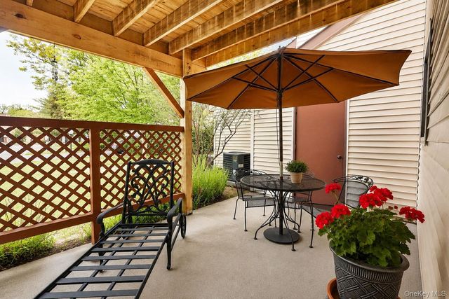 714 Hewitt Lane, New Windsor, NY 12553