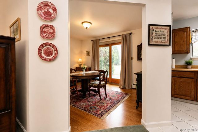 714 Hewitt Lane, New Windsor, NY 12553