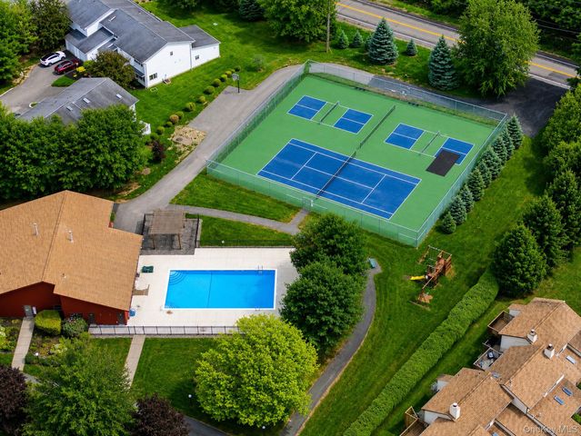 714 Hewitt Lane, New Windsor, NY 12553