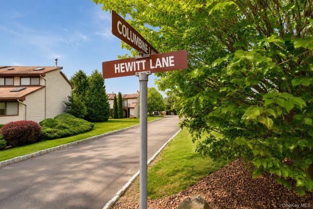 714 Hewitt Lane, New Windsor, NY 12553