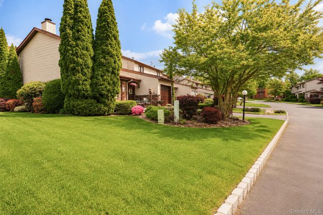 714 Hewitt Lane, New Windsor, NY 12553