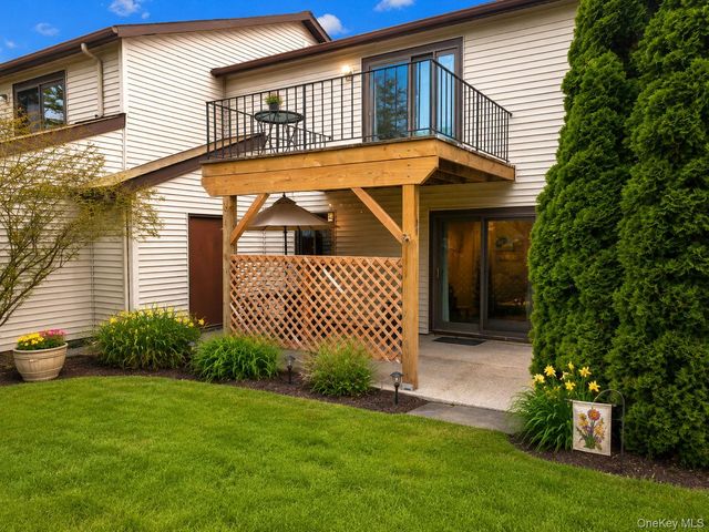 714 Hewitt Lane, New Windsor, NY 12553