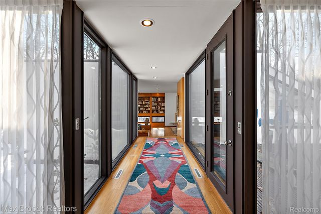 6020 Northfield Road, West Bloomfield Charter Township, MI 48322