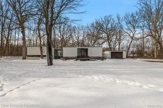 6020 Northfield Road, West Bloomfield Charter Township, MI 48322