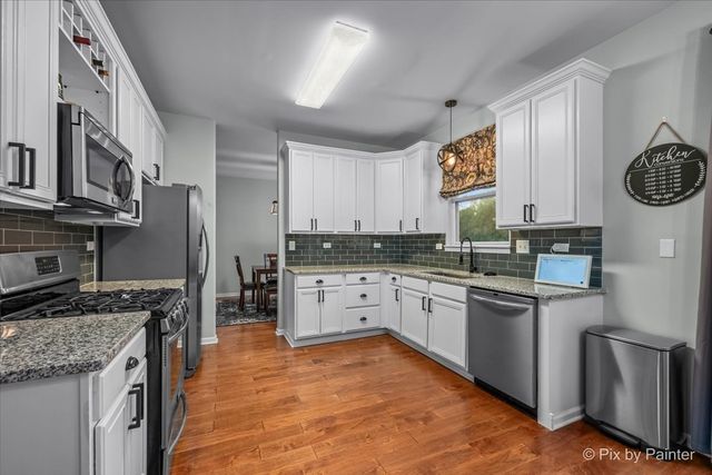 461 Willow Road, Lakemoor, IL 60051