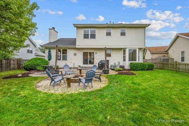 461 Willow Road, Lakemoor, IL 60051