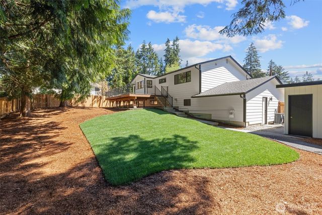 6126 189th Place SW, Lynnwood, WA 98036