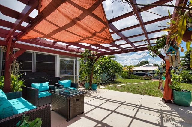 457 W TARPON BOULEVARD NW, Port Charlotte, FL 33952