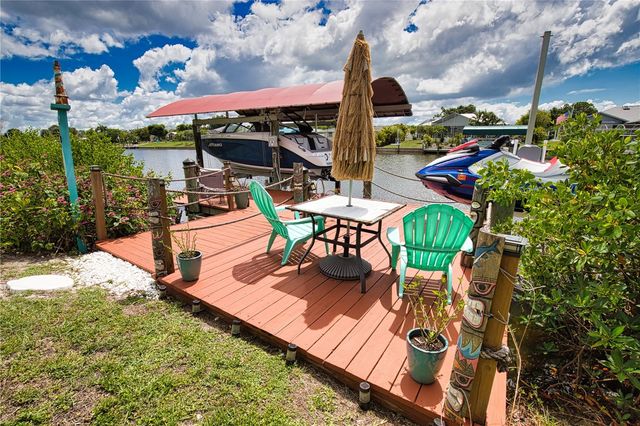 457 W TARPON BOULEVARD NW, Port Charlotte, FL 33952