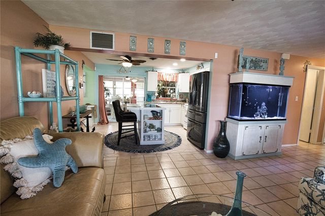 457 W TARPON BOULEVARD NW, Port Charlotte, FL 33952