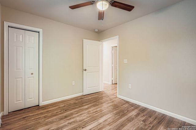 122 Adrian Dr, San Antonio, TX 78213