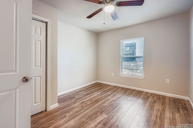 122 Adrian Dr, San Antonio, TX 78213