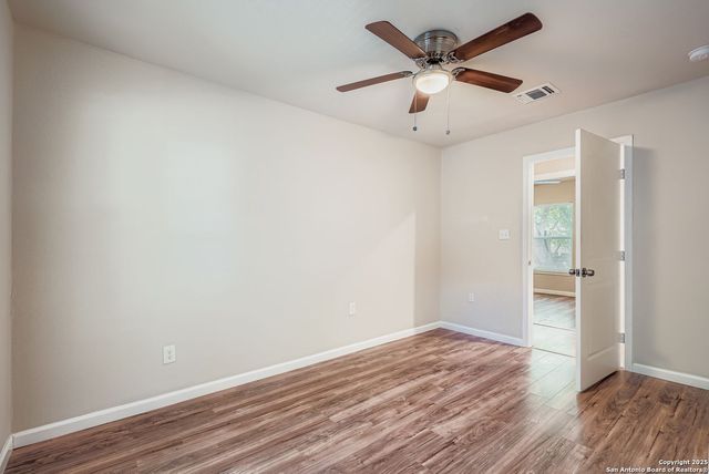 122 Adrian Dr, San Antonio, TX 78213